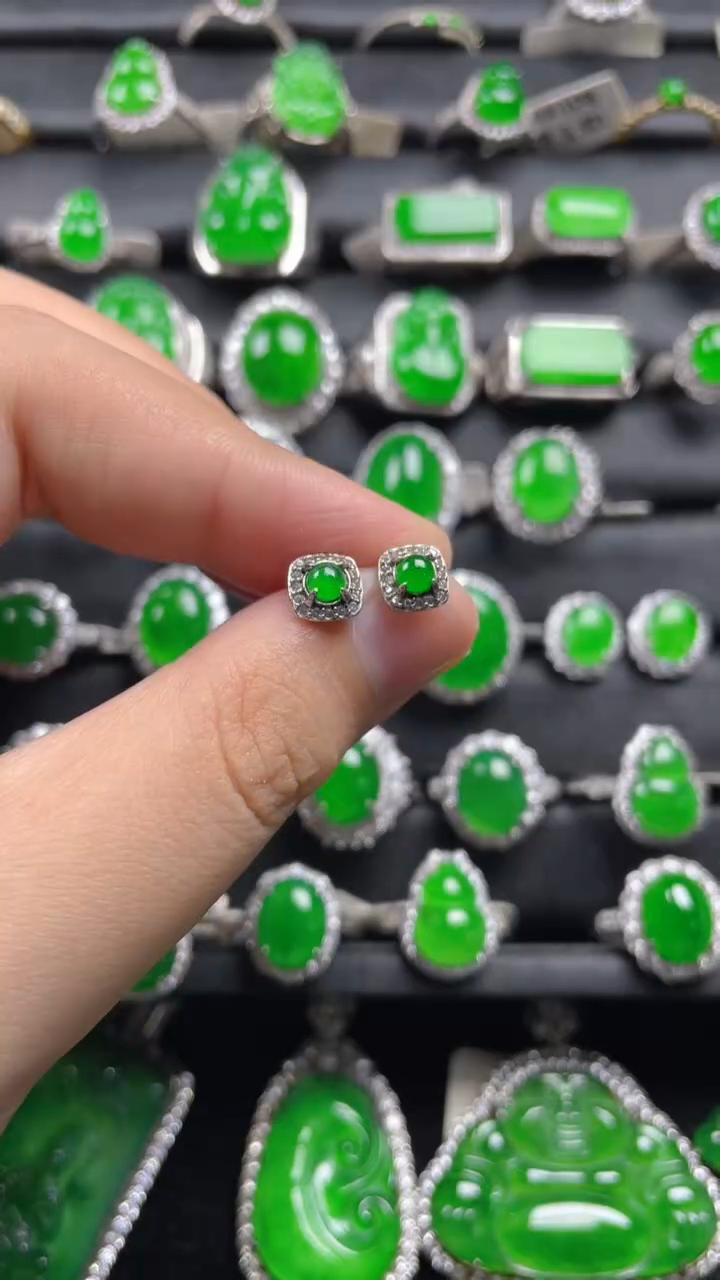 银S925镶嵌翡翠耳饰翡翠