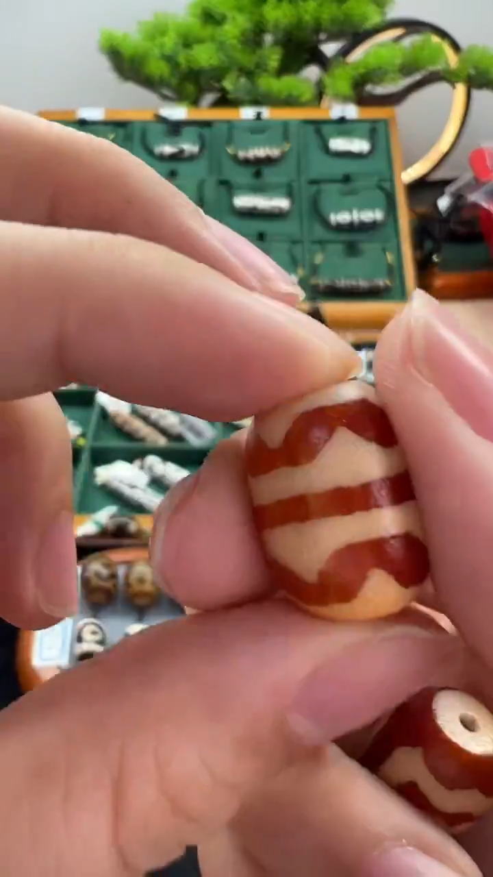 玛瑙/玉髓（覆膜）颈饰未镶嵌116.（微瑕随机发货）