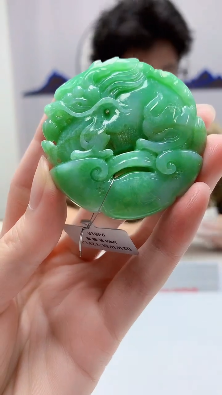 【闪购商品】定制翡翠未镶嵌4688zm-毛货挂件409