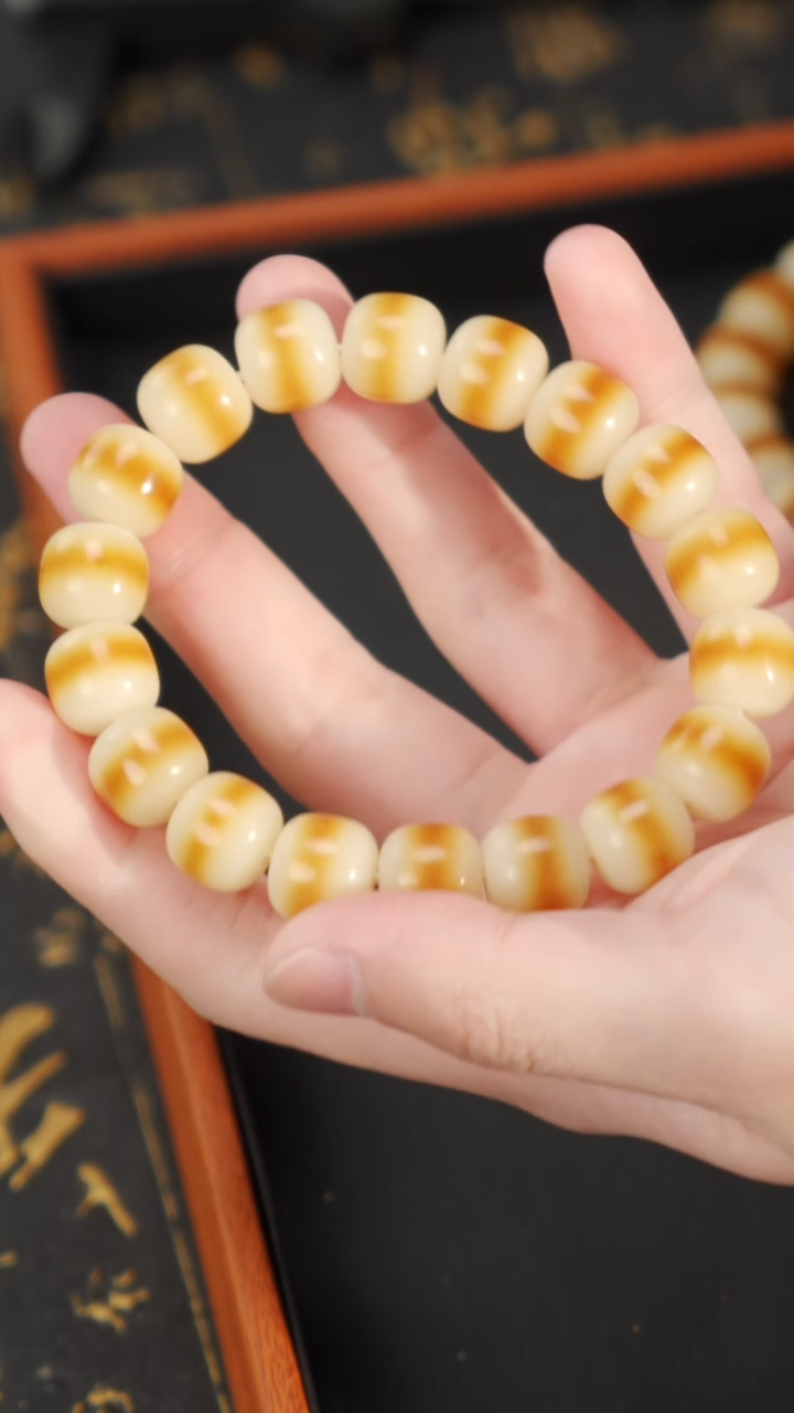 【闪购商品】紫金鼠手串菩提根12