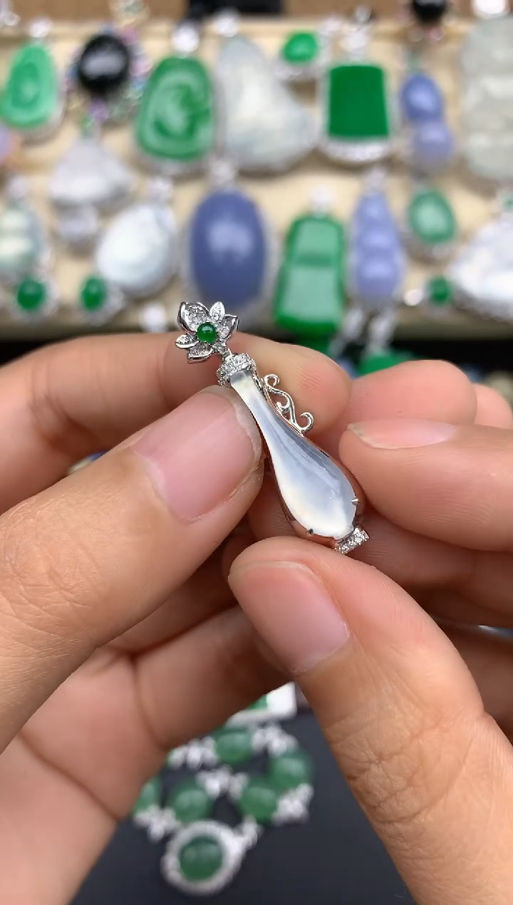 【闪购商品】翡翠颈饰18K金镶嵌417-中国好珍宝