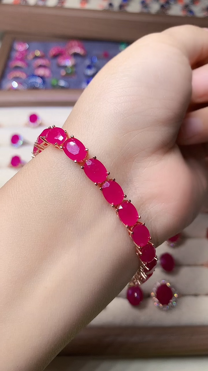 【闪购商品】红宝石手链银S925镶嵌000