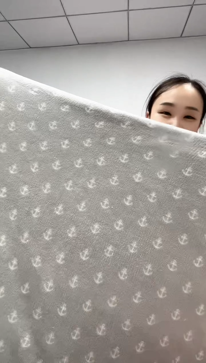 法兰绒2x2.8左右已主播介绍为准