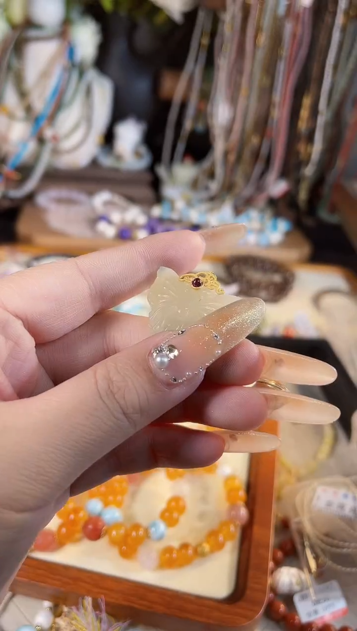 【闪购商品】和田玉吊坠(不含链)银S925镶嵌多样性发货其一