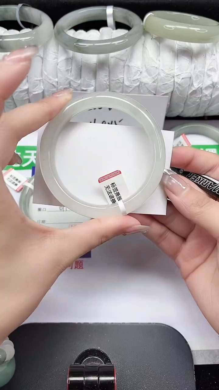 未镶嵌手镯石英质玉204-59/60