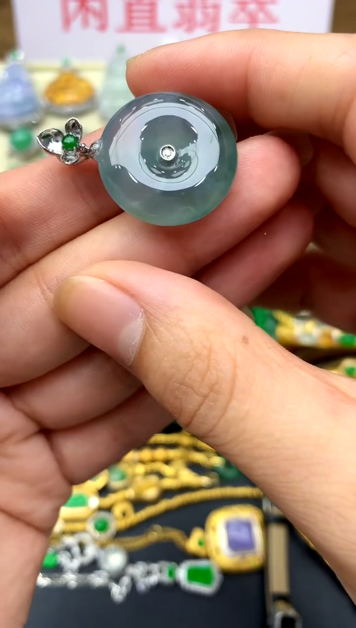 翡翠18K金镶嵌颈饰270-中国好珍宝