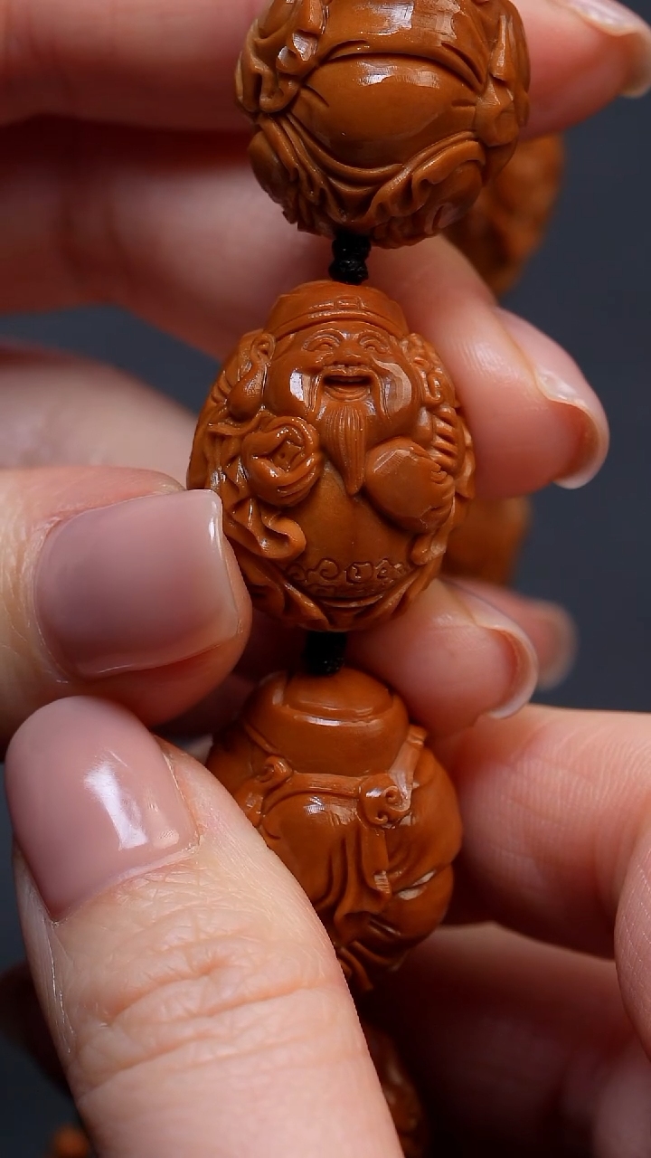 橄榄核手串八大财神