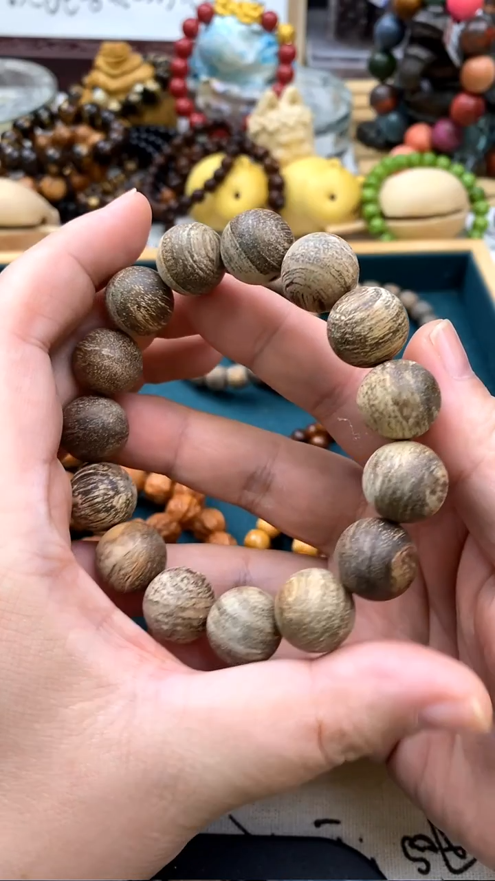 贡木手串/手链1.5瑕疵