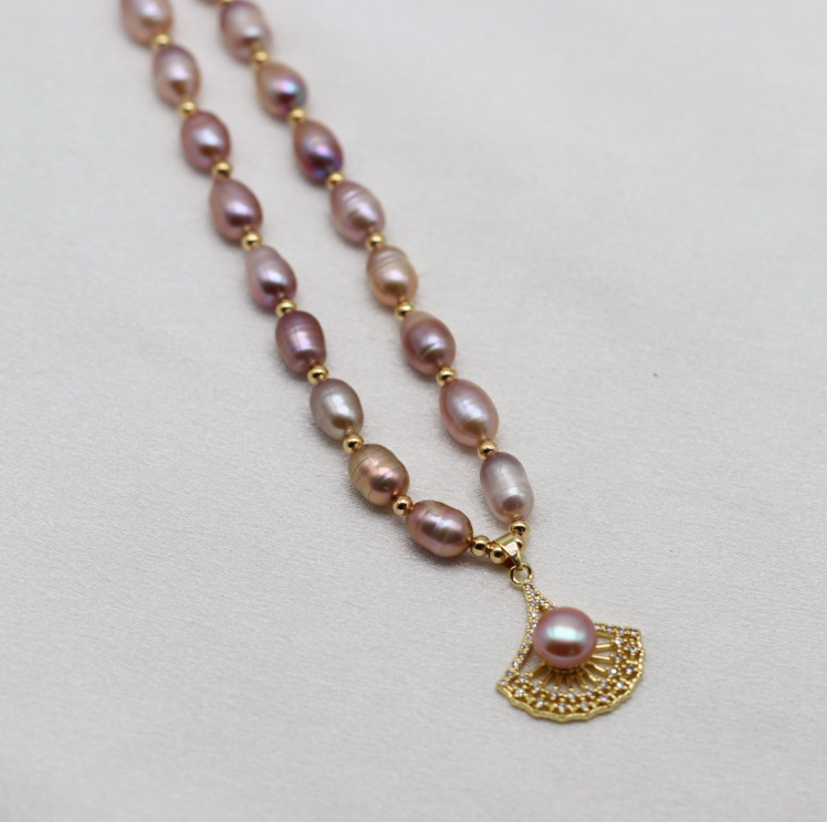 羽扇紫色珍珠项链