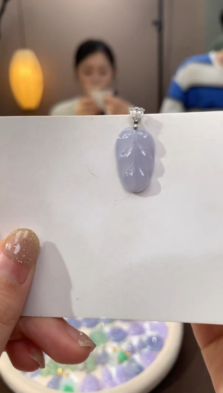翡翠18K金镶嵌颈饰天然缅甸a货翡翠