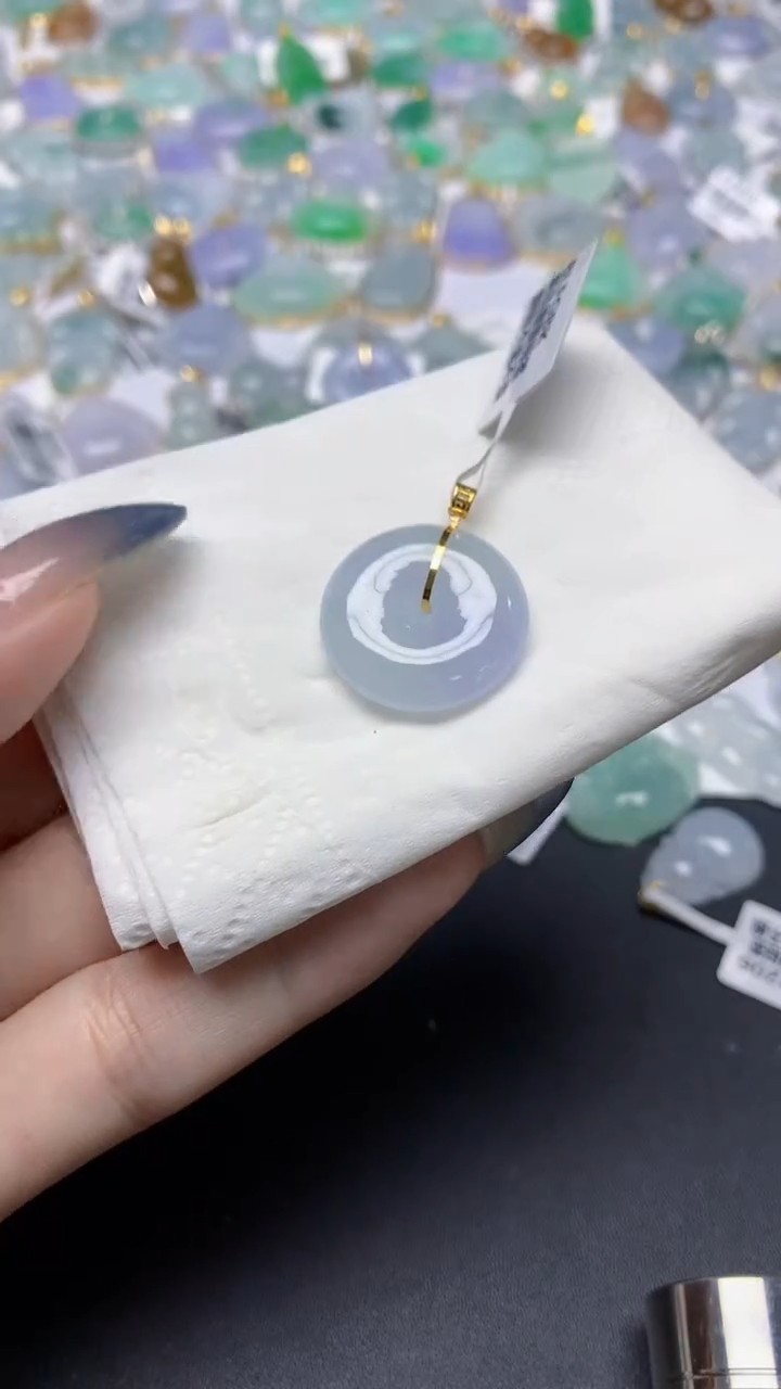 翡翠18K金镶嵌颈饰天然a货翡翠