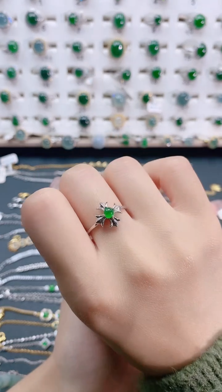 【闪购商品】翡翠戒指银S925镶嵌天然翡翠