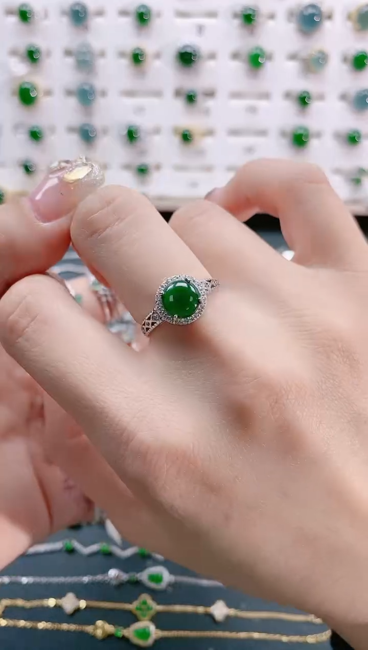 【闪购商品】翡翠戒指银S925镶嵌天然翡翠