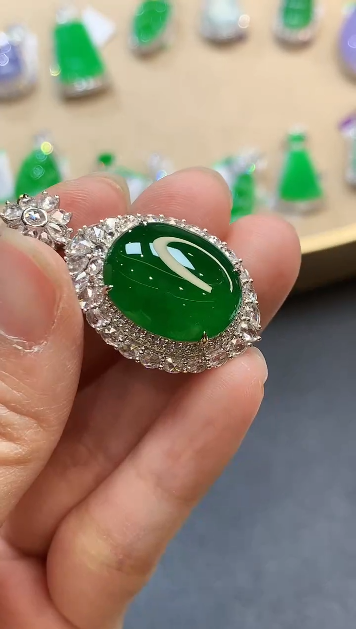 【闪购商品】翡翠吊坠(不含链)18K金镶嵌0789  