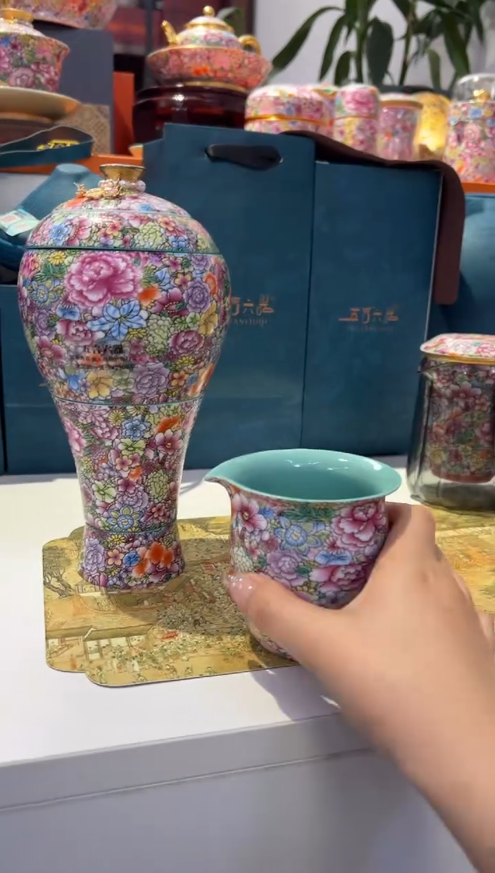 瓷片小乔闪购链接
