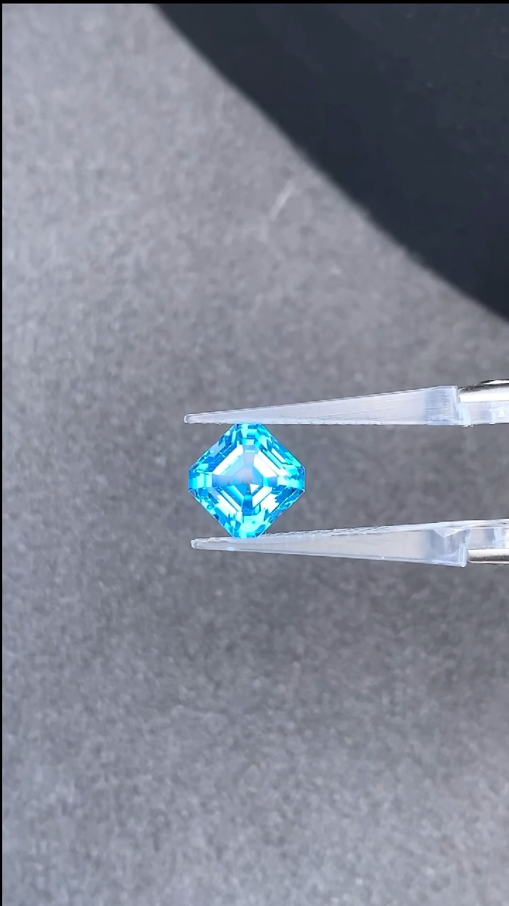 【闪购商品】托帕石裸石未镶嵌4.85克拉