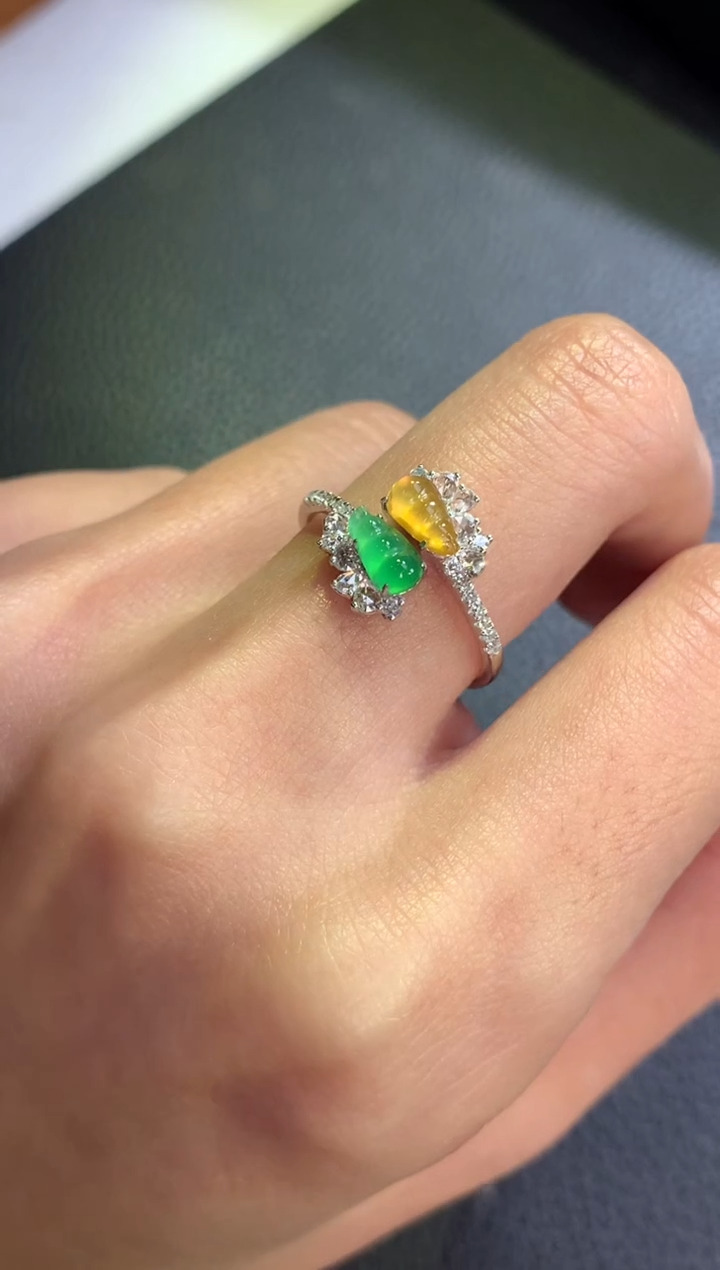 【闪购商品】翡翠戒指18K金镶嵌豆子戒指