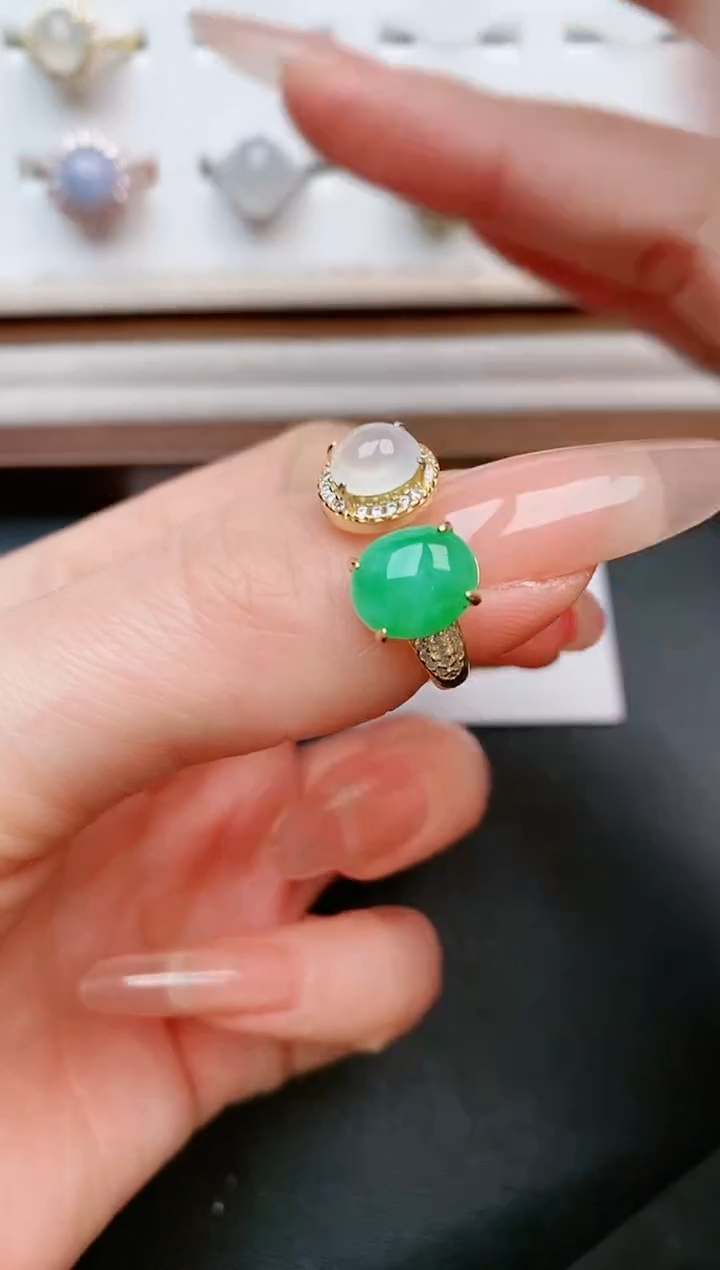 【闪购商品】翡翠戒指银S925镶嵌.........