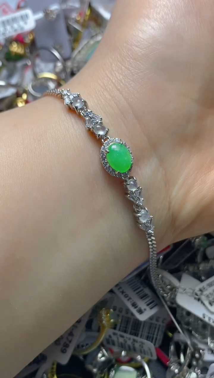 银S925镶嵌戒指翡翠百内无证书