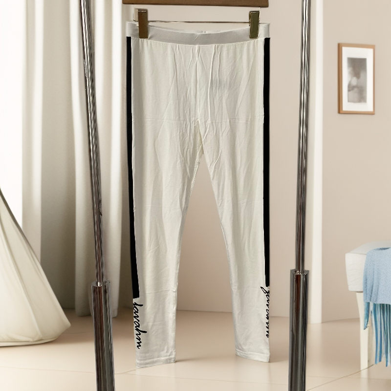 8D13  柔软舒适打底裤