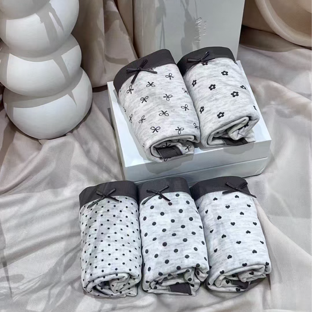 【5条装】833 韩系秋冬大爆款女士中腰棉抵挡内裤（85--135斤）