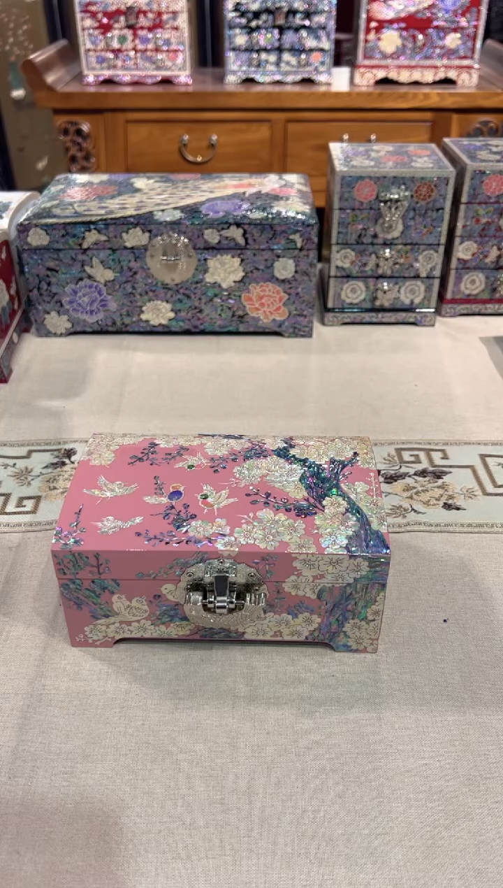 【闪购商品】鱼锁满贝底弘贝雅螺钿漆器文化馆