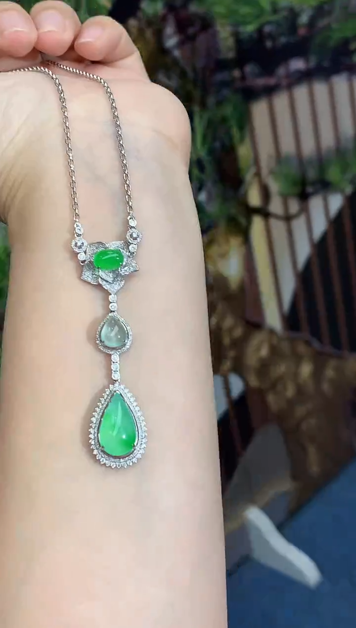 翡翠18K金镶嵌颈饰682-春日珠宝