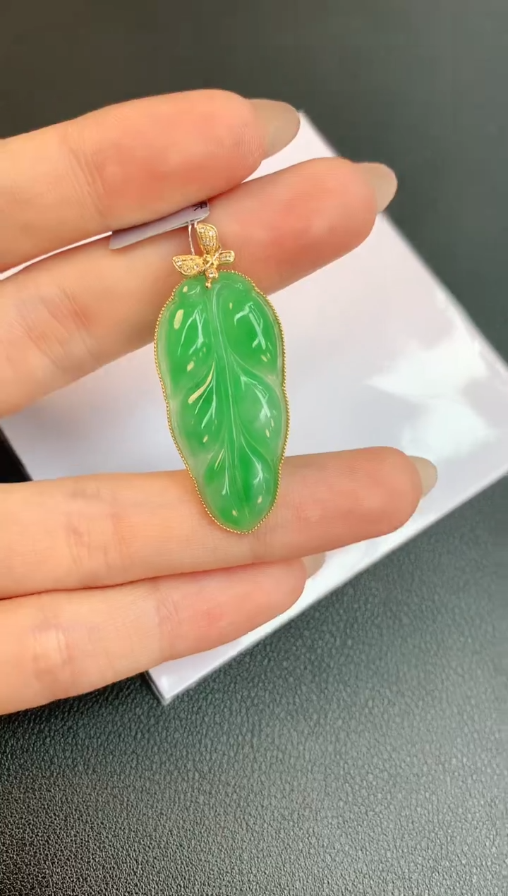 【闪购商品】翡翠颈饰18K金镶嵌赠礼盒证书 珍珍