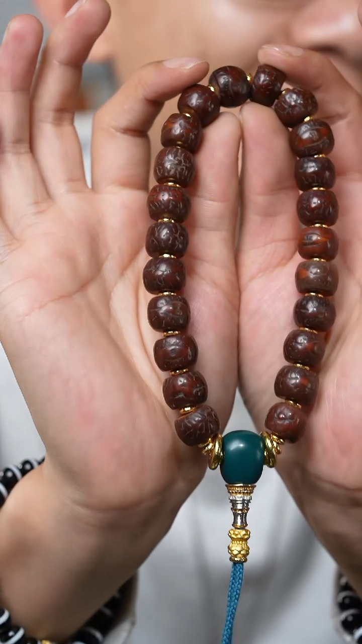 【闪购商品】老凤眼（多样性发货，发其一）