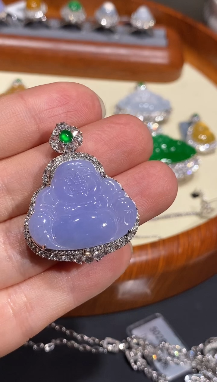 【闪购商品】翡翠颈饰18K金镶嵌吊坠