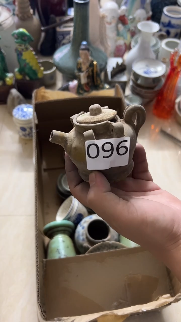 标本~~有瑕疵的瓷器一单~~