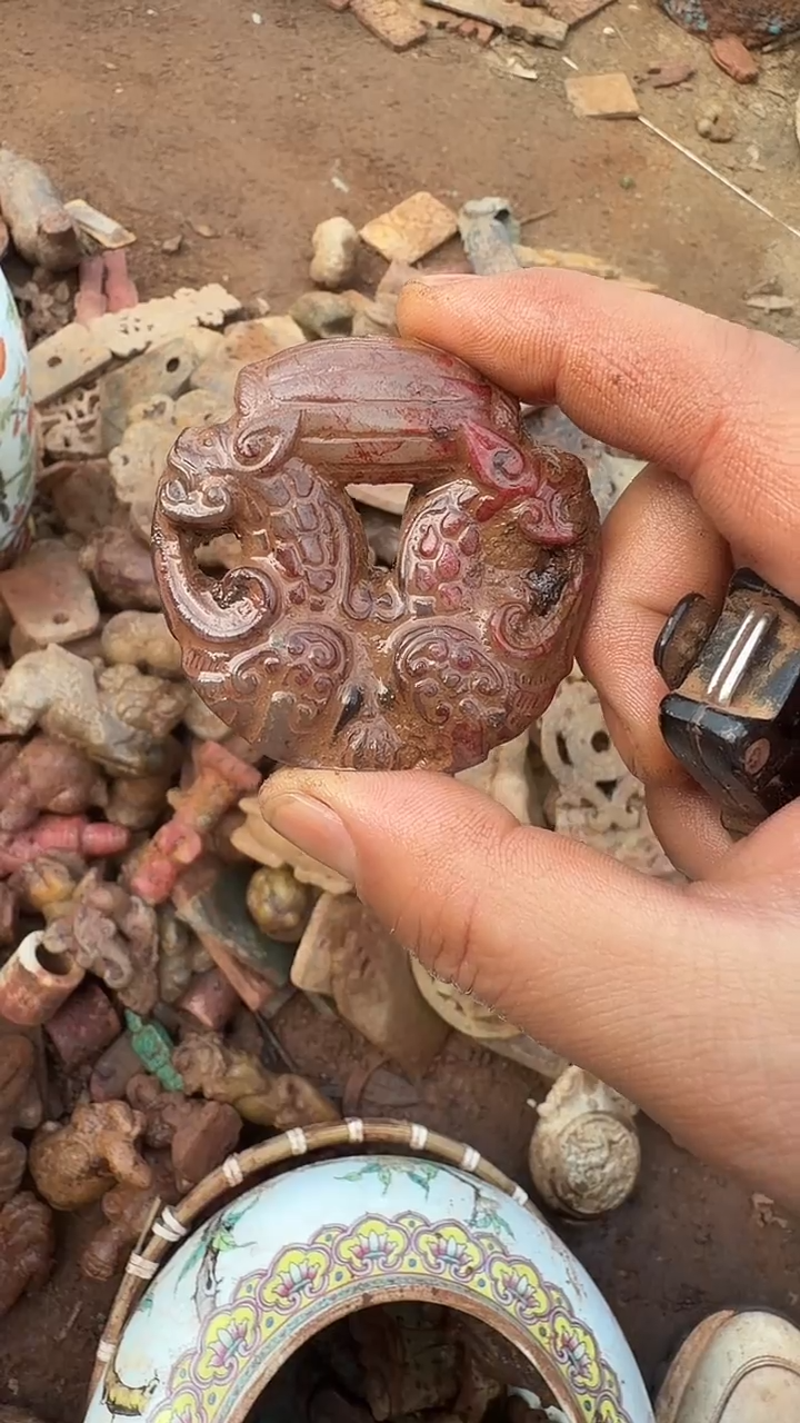 未镶嵌岫岩河磨玉（透闪石质玉）挂件岫岩河磨玉