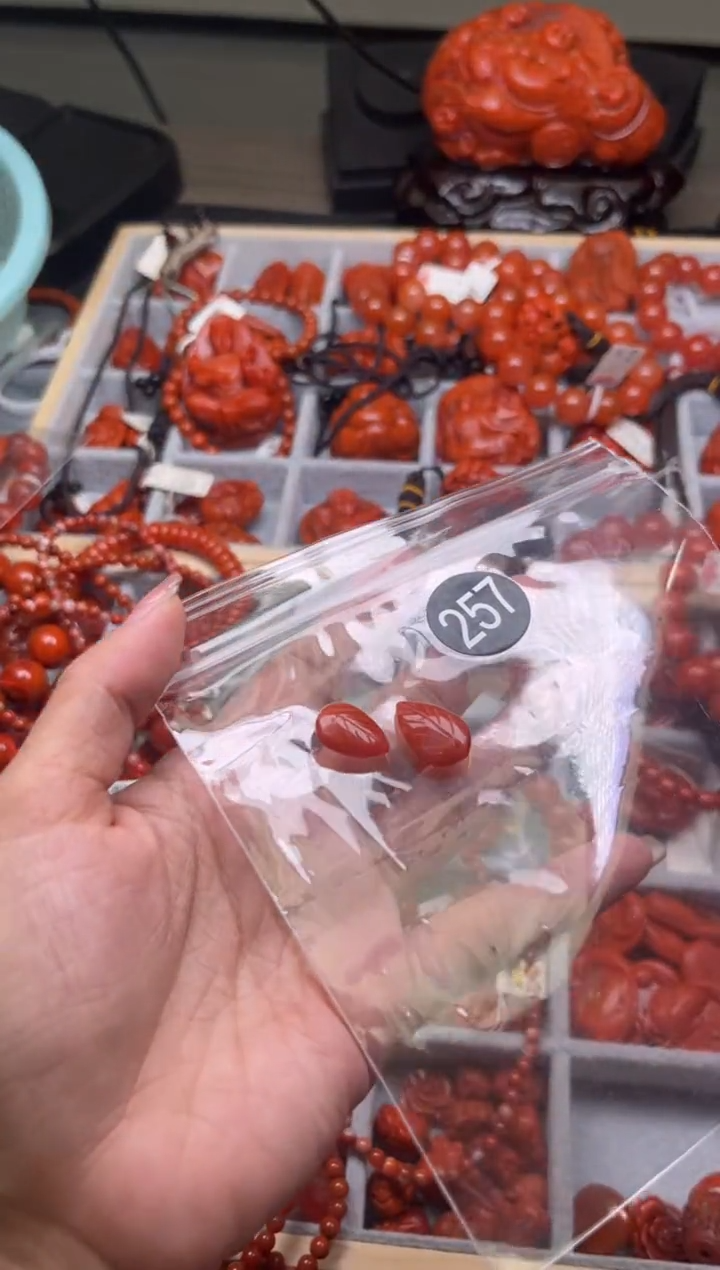 【闪购商品】南红玛瑙珠宝奇石未镶嵌257