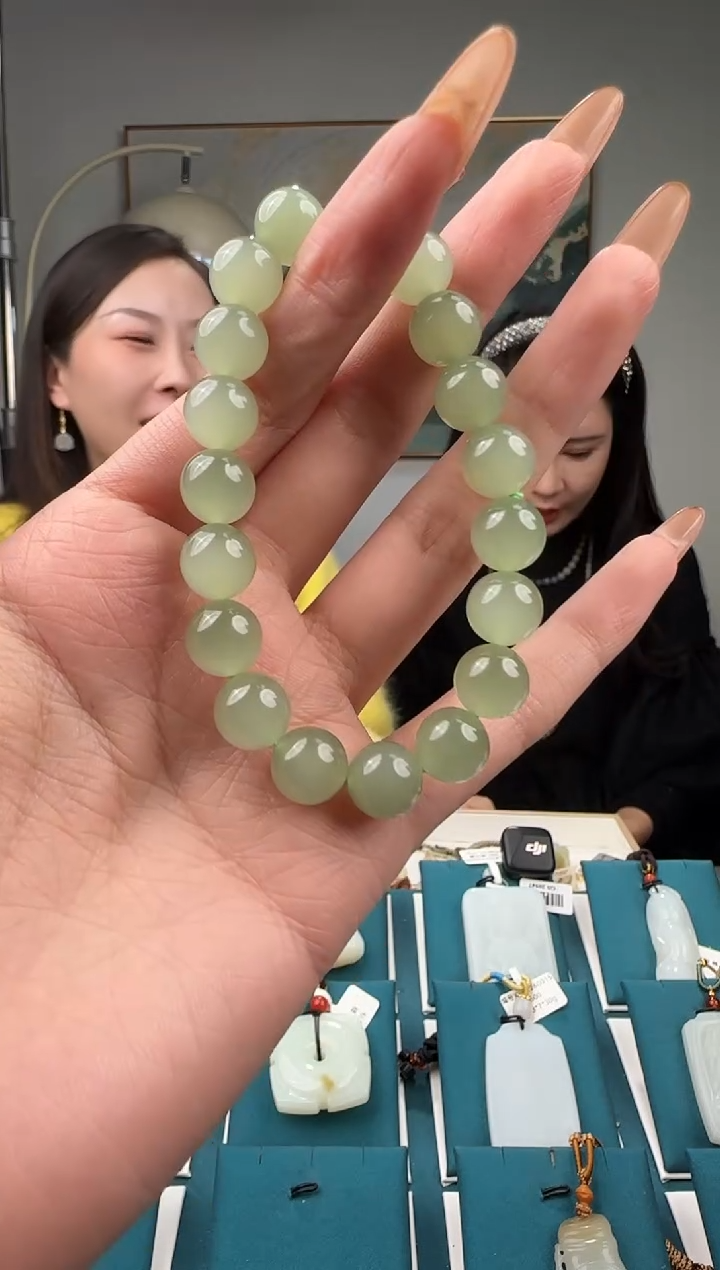 颈饰未镶嵌和田玉HY