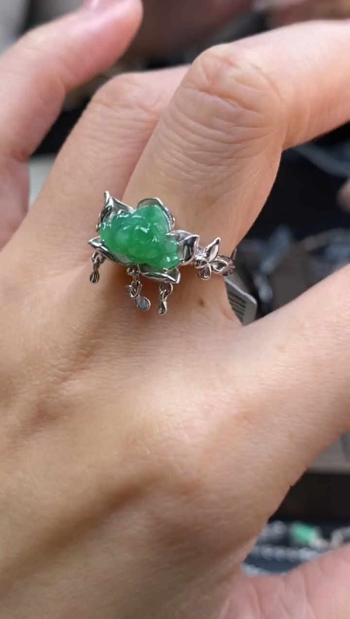 颈饰银S925镶嵌翡翠净货18001