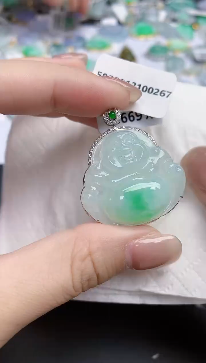 【闪购商品】翡翠颈饰18K金镶嵌天然缅甸翡翠A货