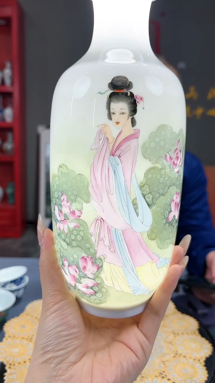 【闪购商品】官窑瓷画院475官窑瓷画院美女赏瓶