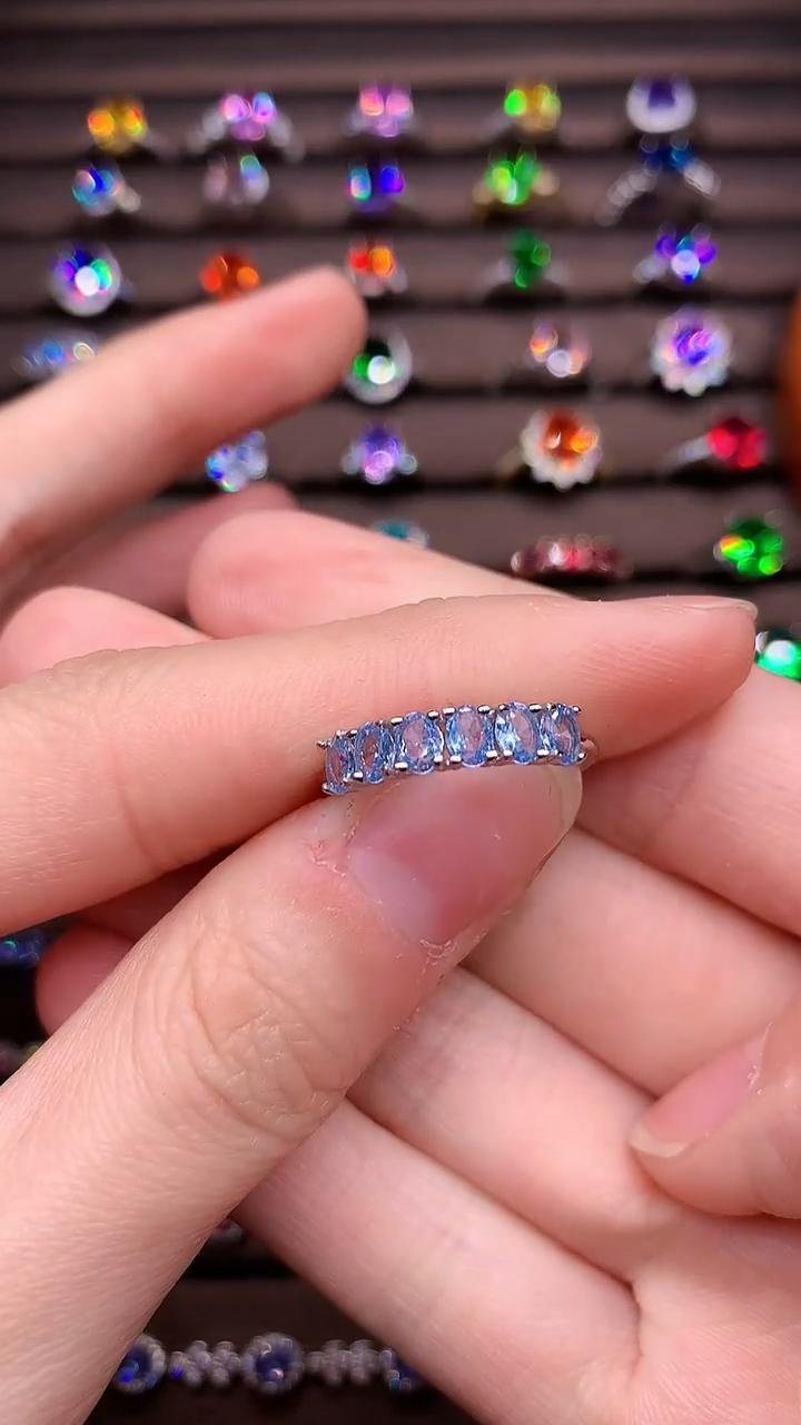 蓝宝石戒指银S925镶嵌.....