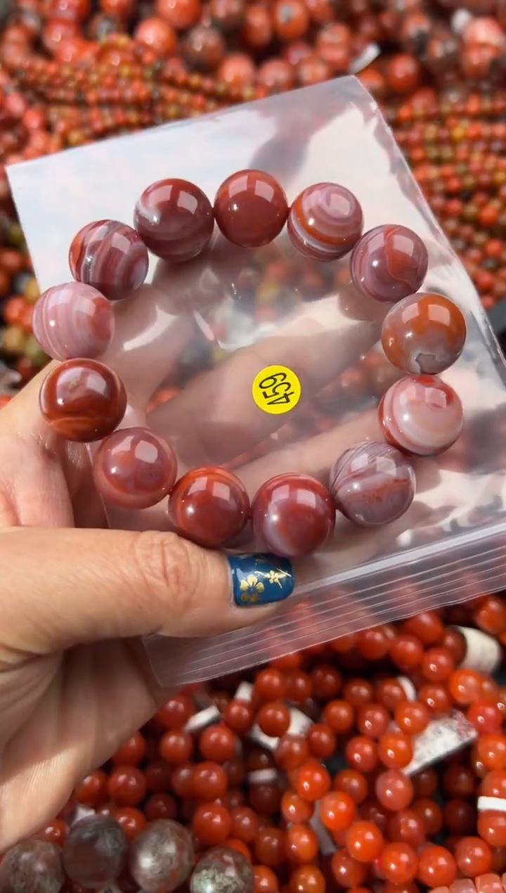 未镶嵌手串南红玛瑙16+