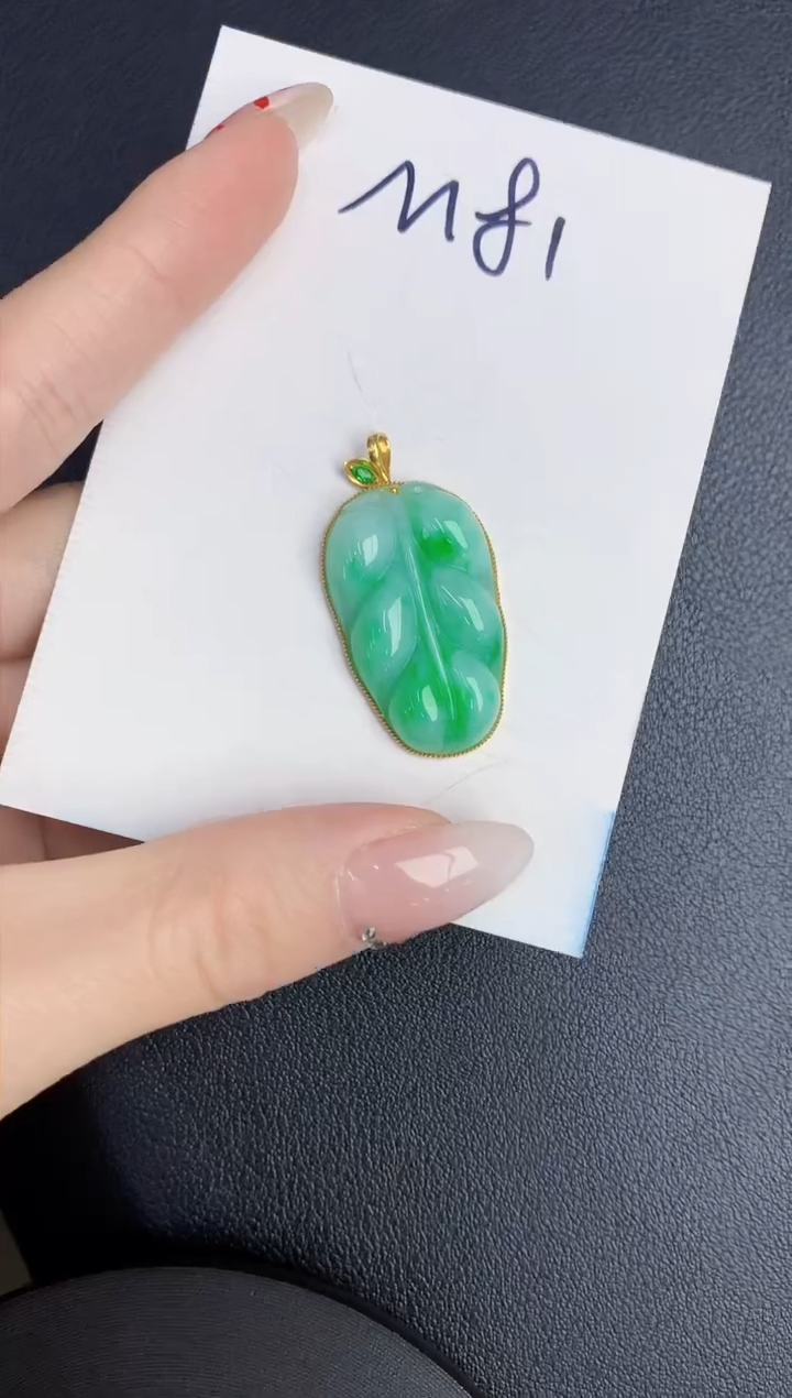 【闪购商品】翡翠颈饰18K金镶嵌00000000000