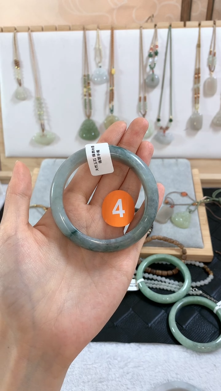 翡翠手镯未镶嵌贝*才手镯4