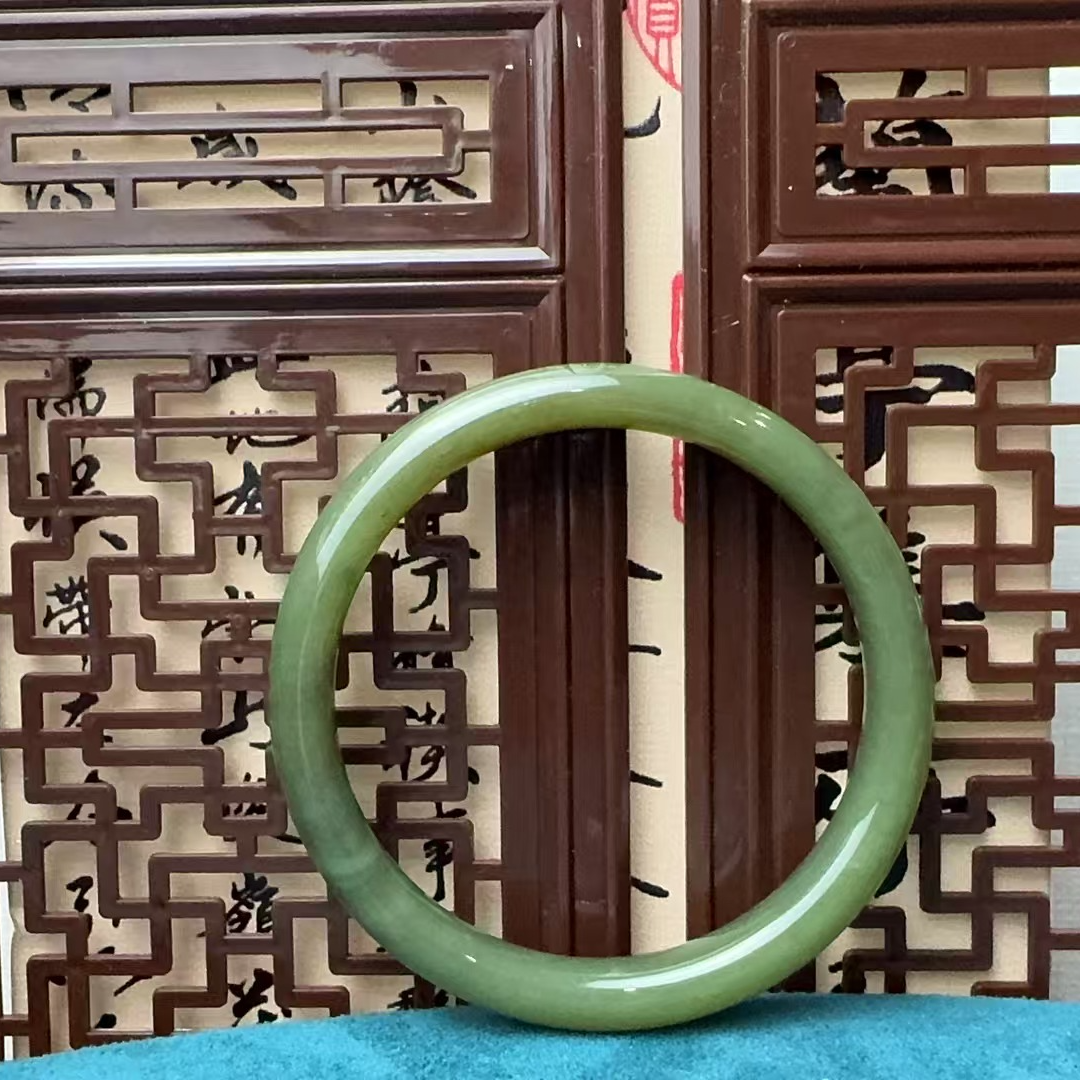 和田玉---手镯（59mm）