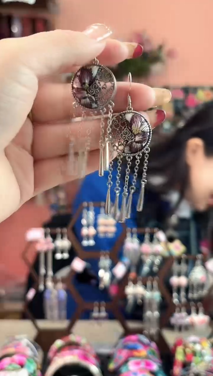 艺枝独绣手工饰品50