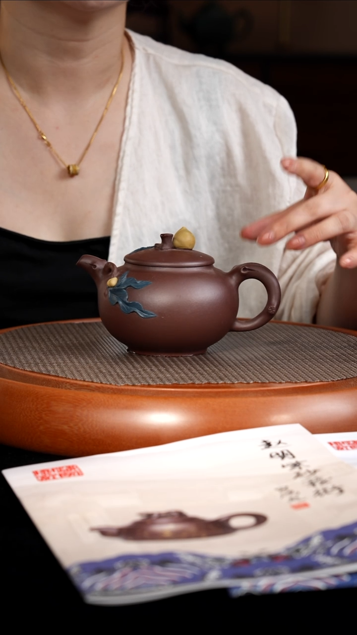 茶壶紫砂【F036】寿桃宜兴紫砂ZM