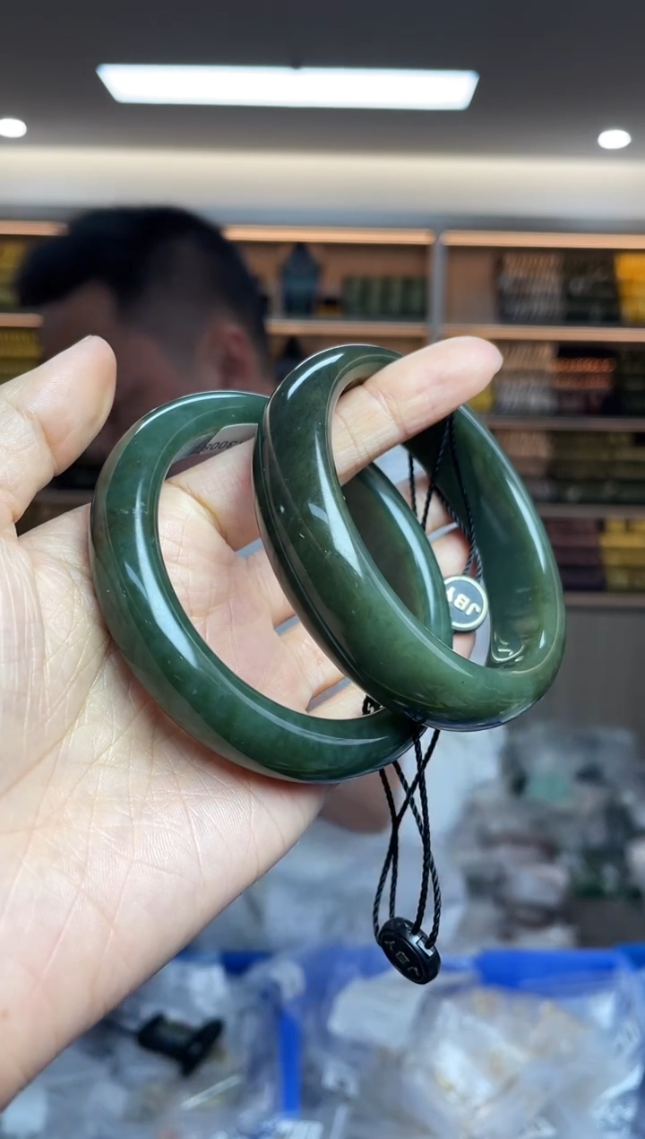 【闪购商品】和田玉·未镶嵌多样性发一件*圈口54~59