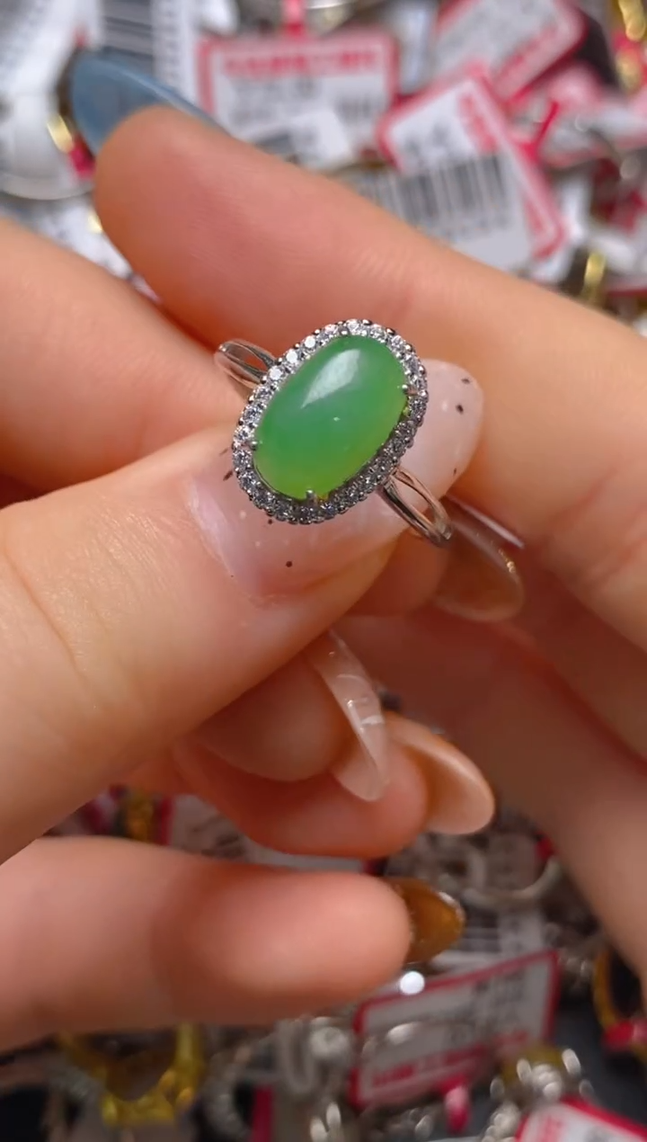银S925镶嵌戒指翡翠百内无证书