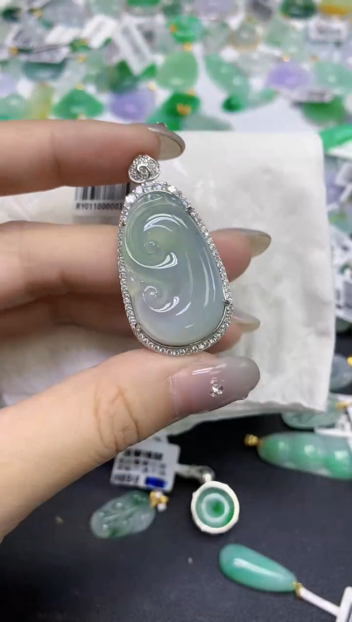 颈饰未镶嵌翡翠天然缅甸翡翠A货百元以上9元证书费自理