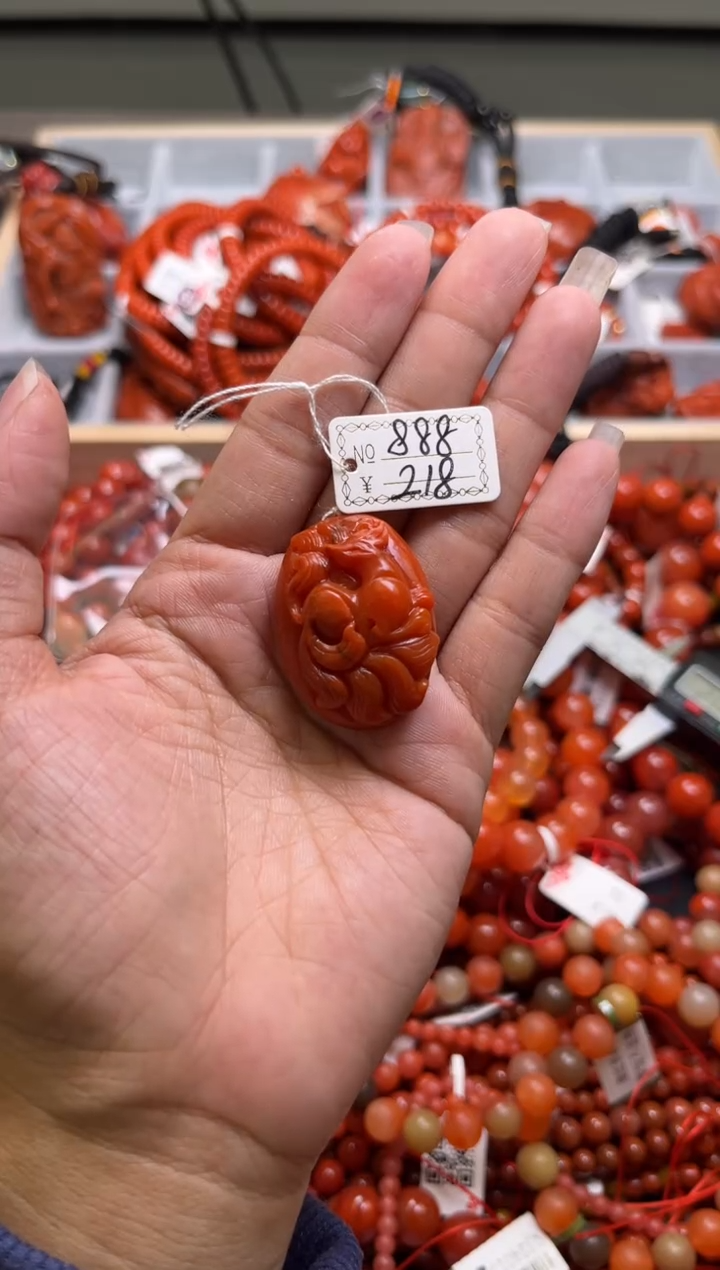 【闪购商品】南红玛瑙珠宝奇石未镶嵌888