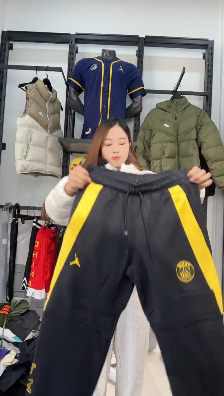 3564闪购编码 Nike/Jordan运动卫衣裤以直播间过款为准 尺码  l