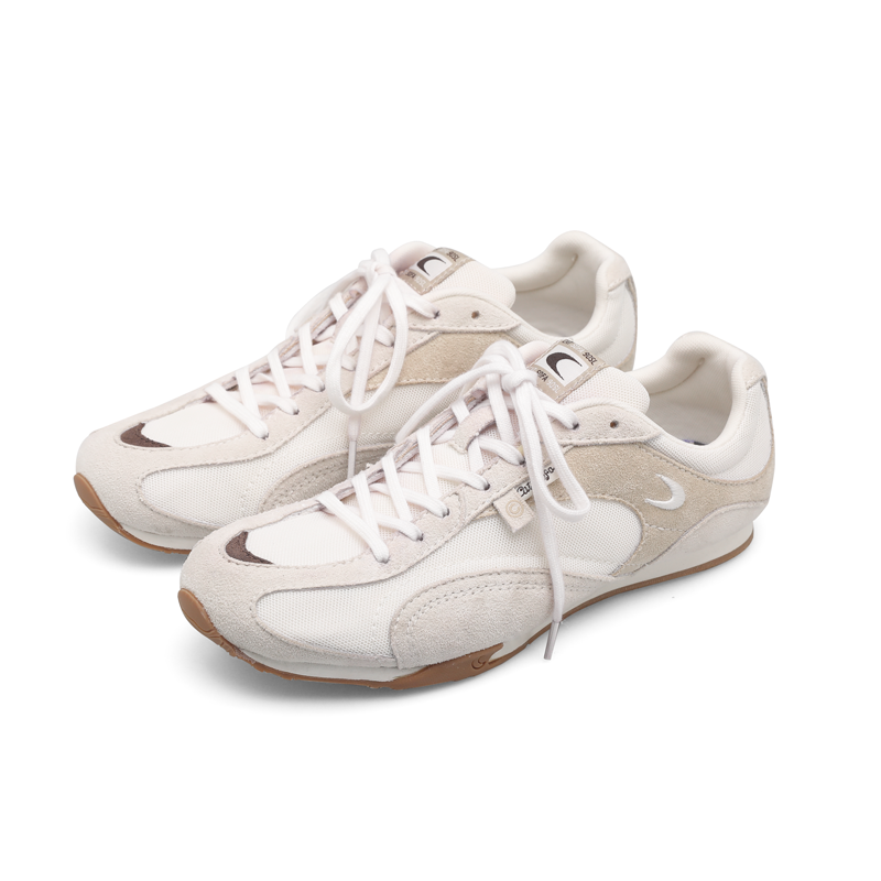 猫与沙发/白色渔网鞋透气网面细网运动鞋